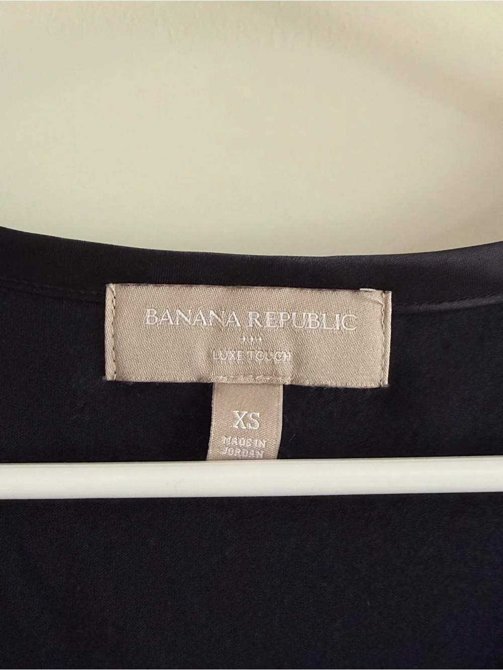 Banana Republic Luxe Touch Satin Trim Scoop Neck Tank